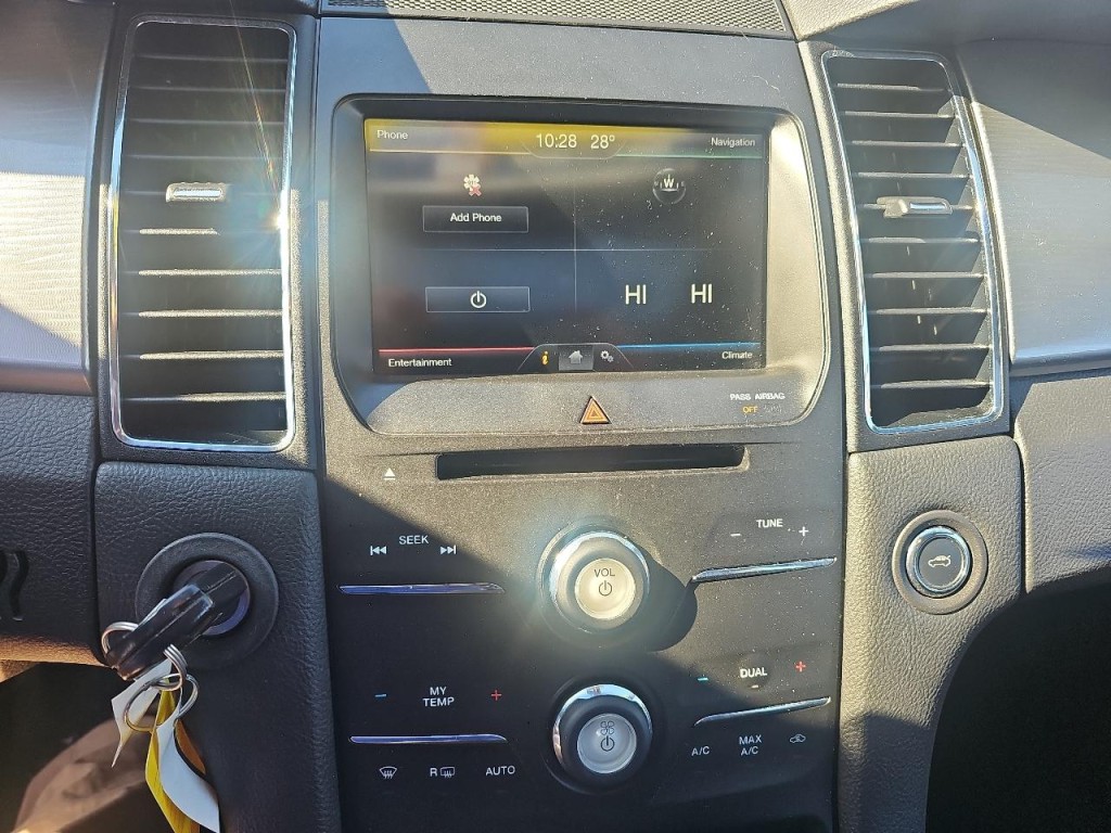 2014 Ford Taurus Image 24