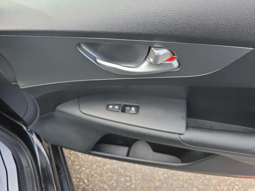 2020 Kia Forte Image 6