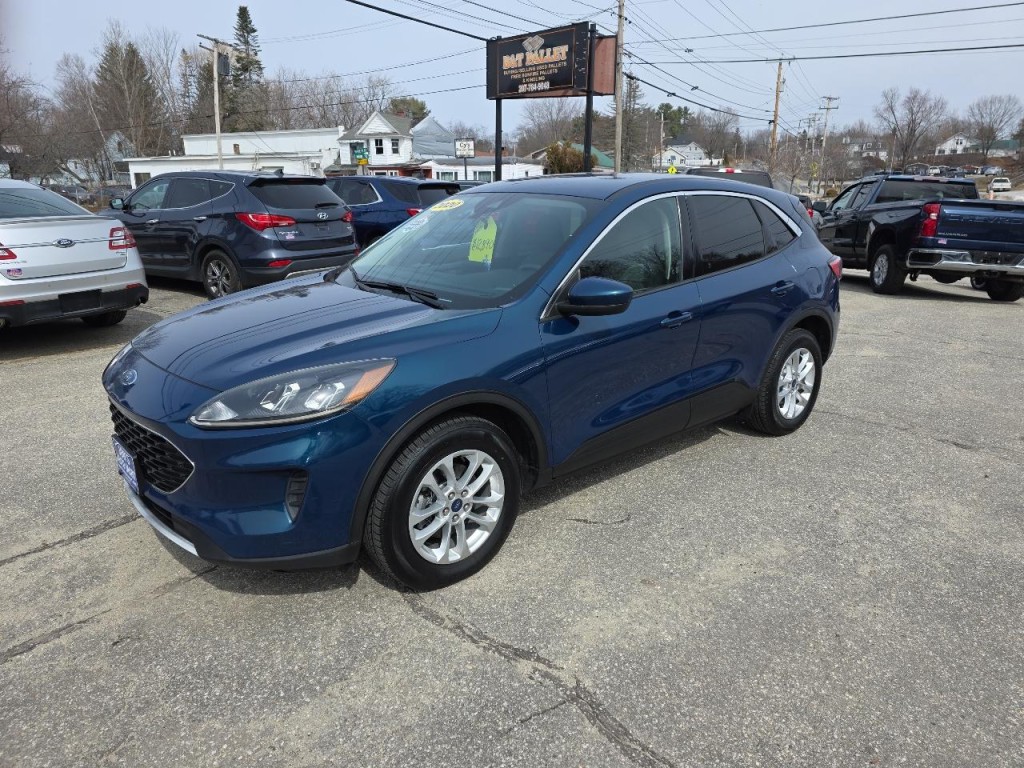 2020 Ford Escape Image 2