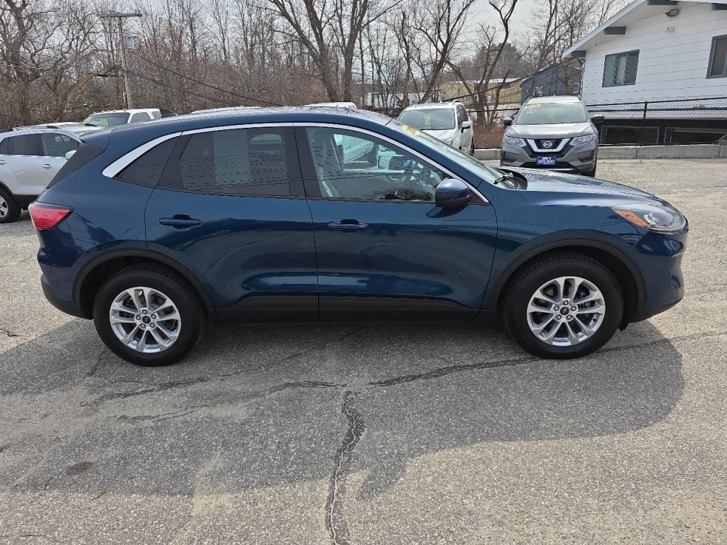 2020 Ford Escape Image 4