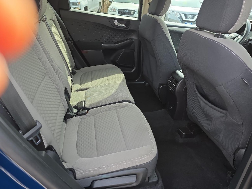 2020 Ford Escape Image 9
