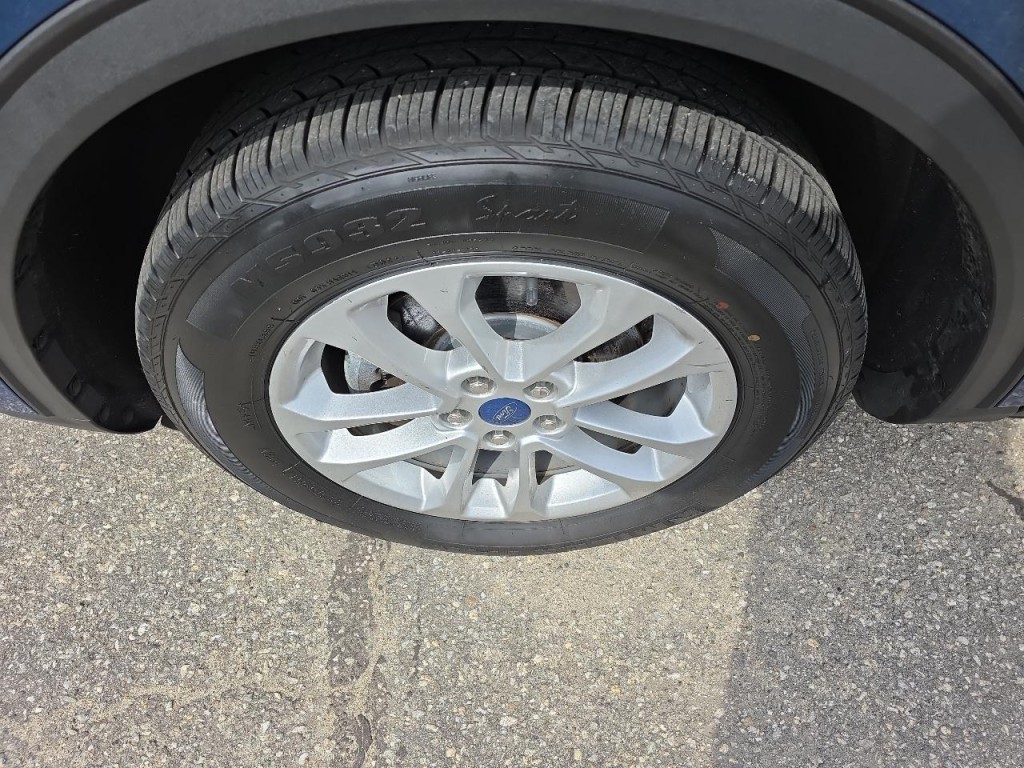 2020 Ford Escape Image 14