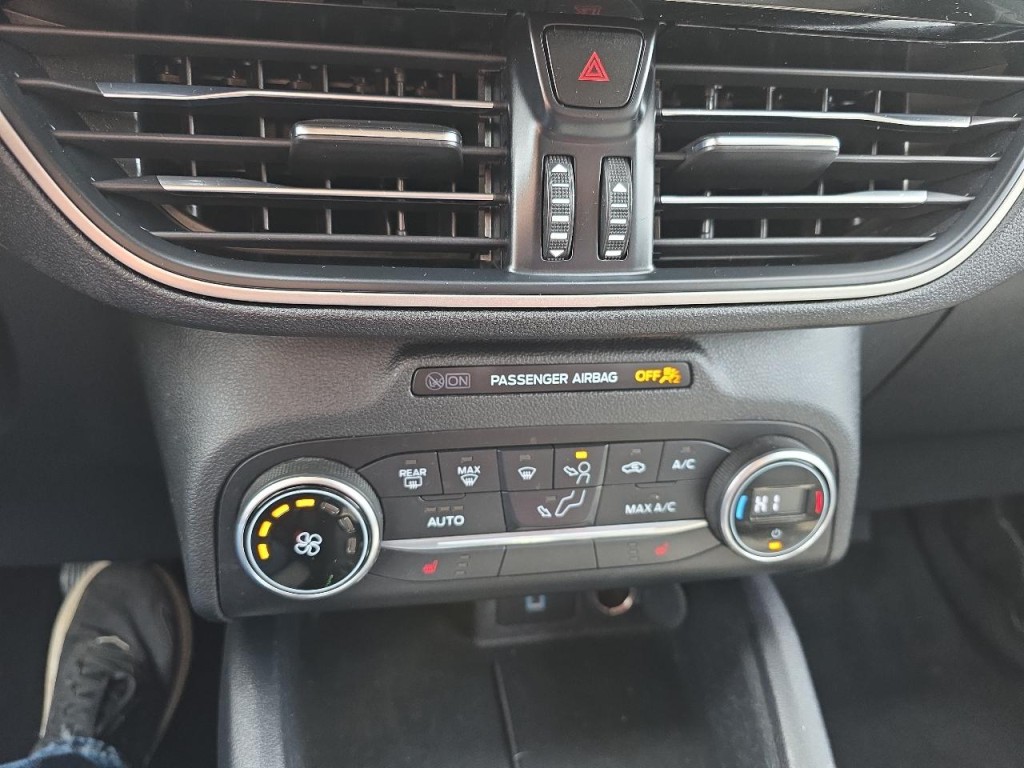 2020 Ford Escape Image 19