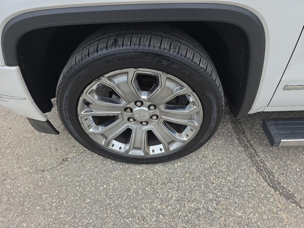 2018 GMC Sierra 1500 Image 17