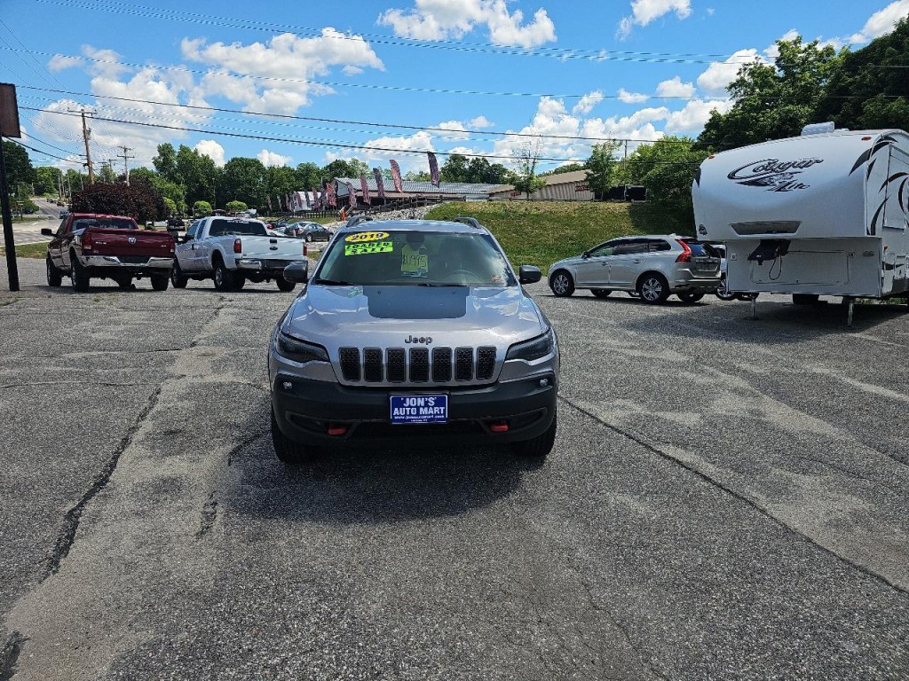 2019 Jeep Cherokee Image 2