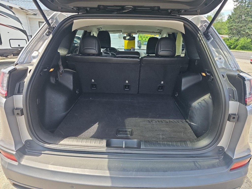 2019 Jeep Cherokee Image 13