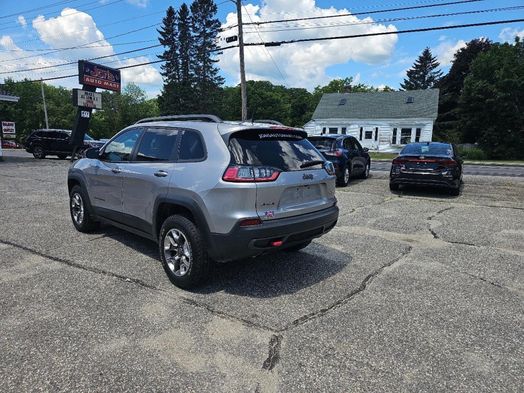 2019 Jeep Cherokee Image 14