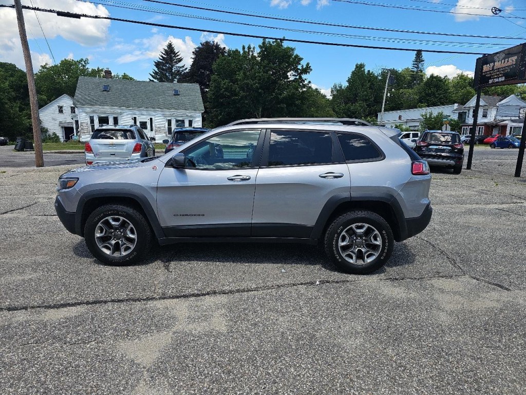 2019 Jeep Cherokee Image 15