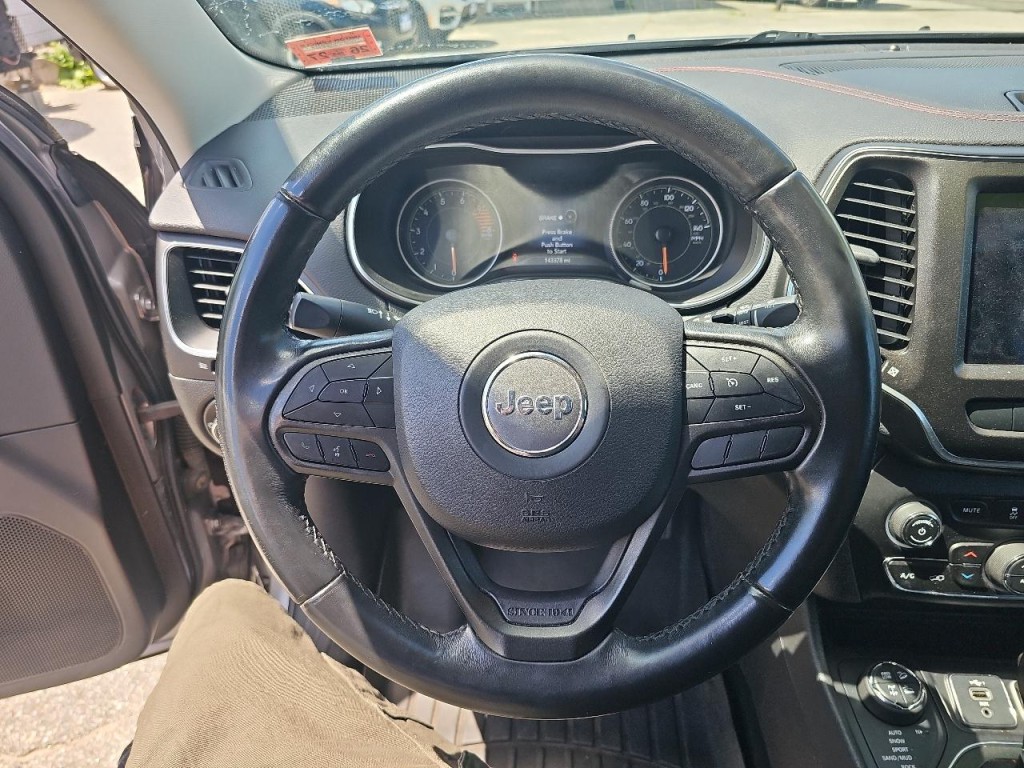2019 Jeep Cherokee Image 21
