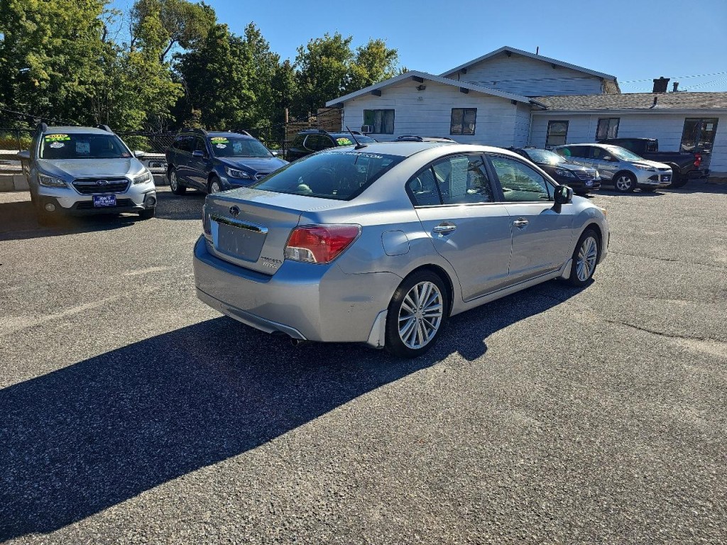2013 Subaru Impreza Image 11