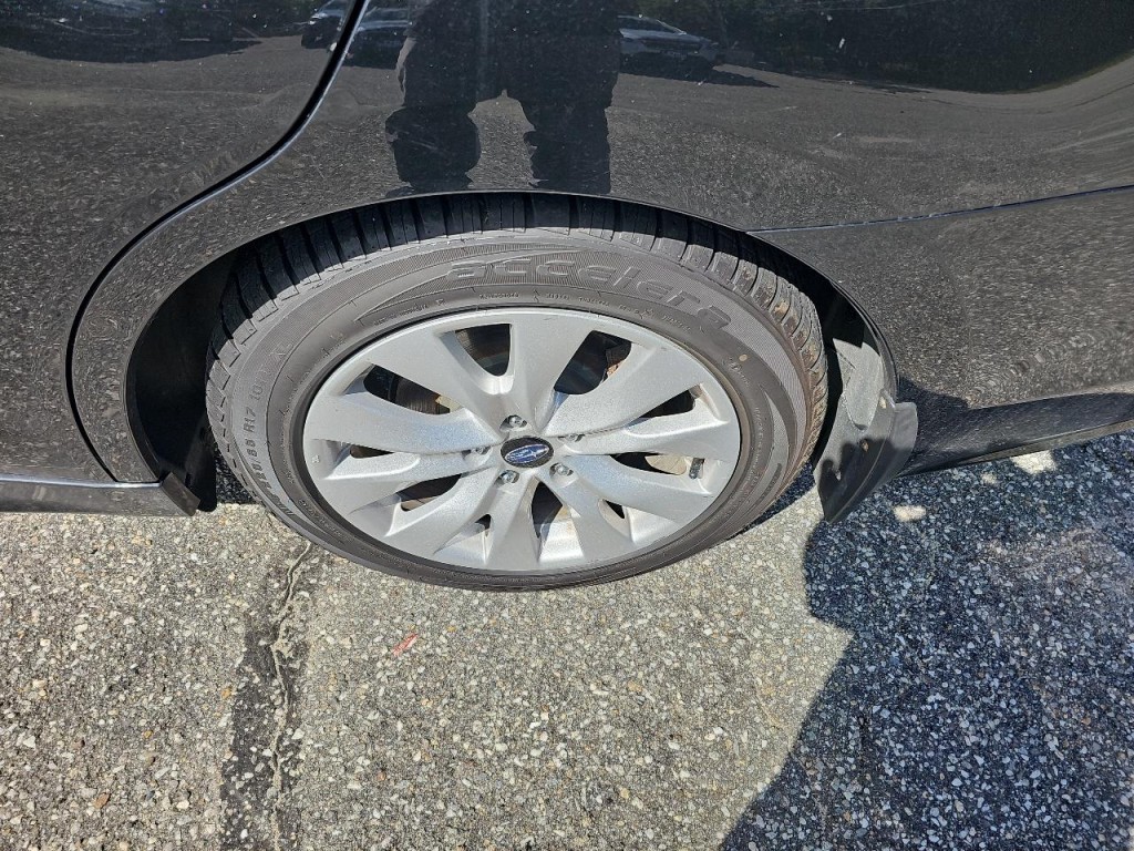 2017 Subaru Legacy Image 15