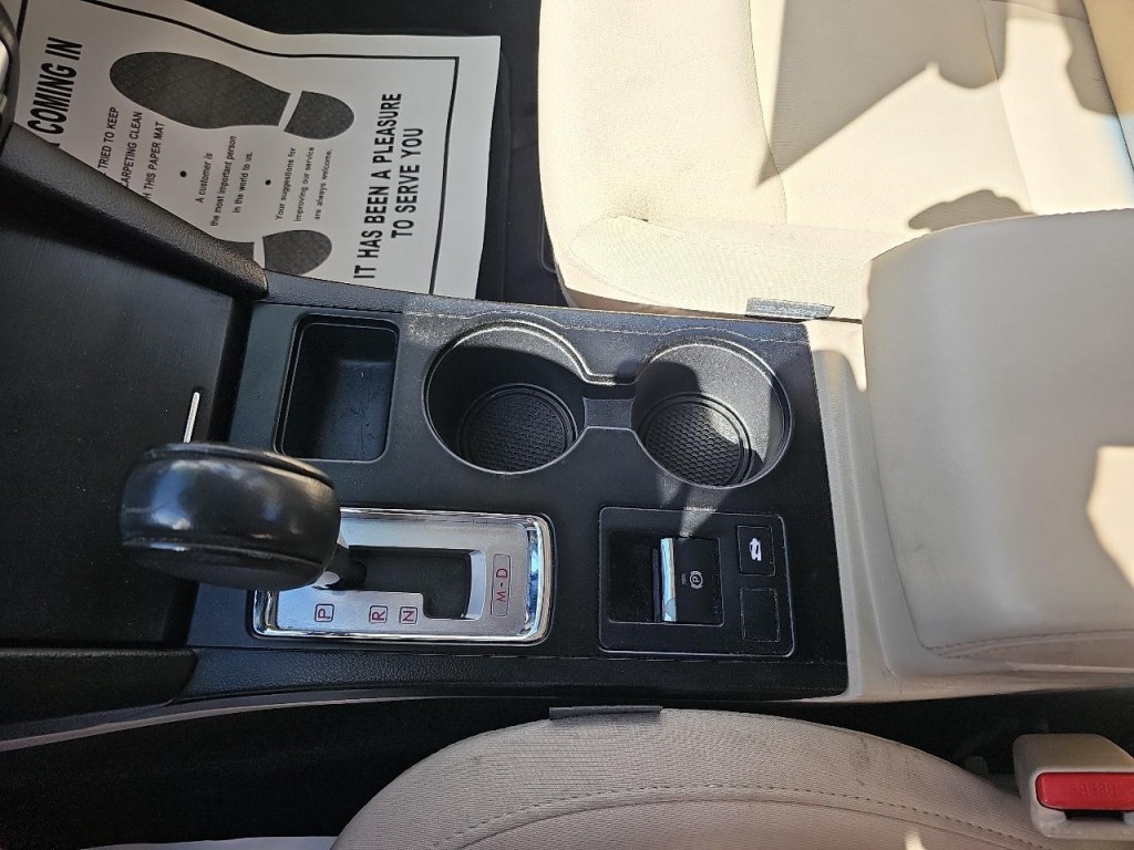 2017 Subaru Legacy Image 24