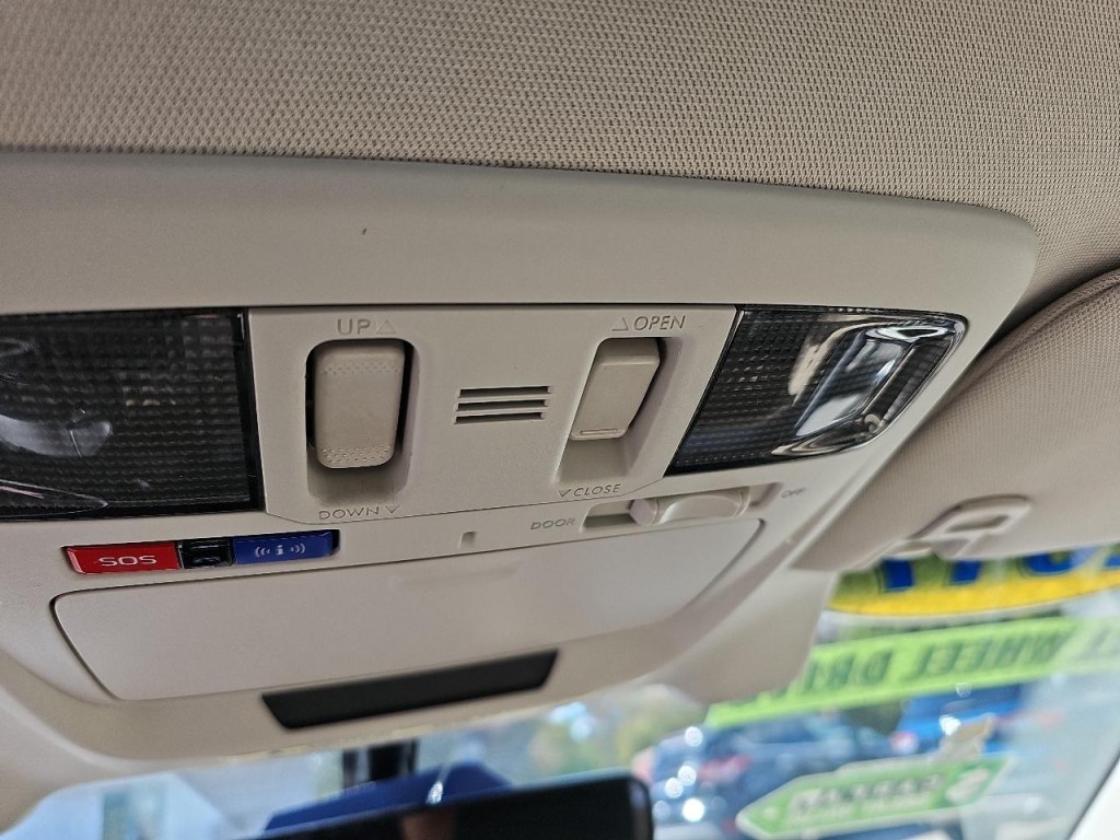 2017 Subaru Legacy Image 27