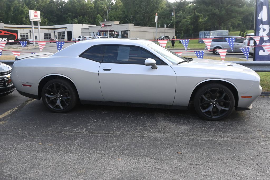 2020 Dodge Challenger Image 2