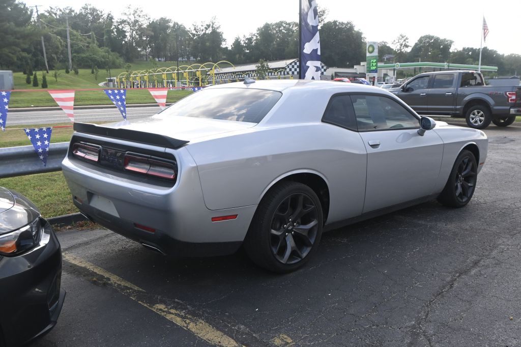 2020 Dodge Challenger Image 3