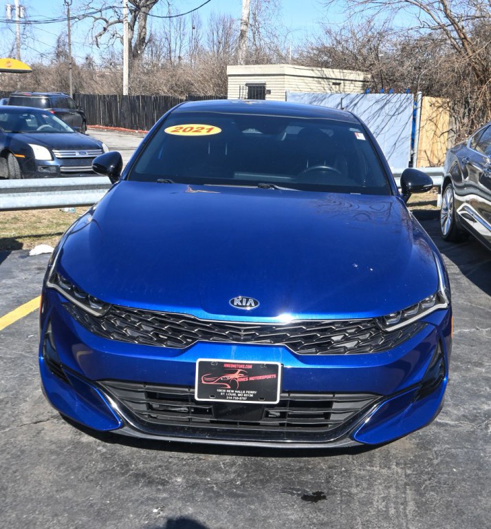 2021 Kia K5 Image 2