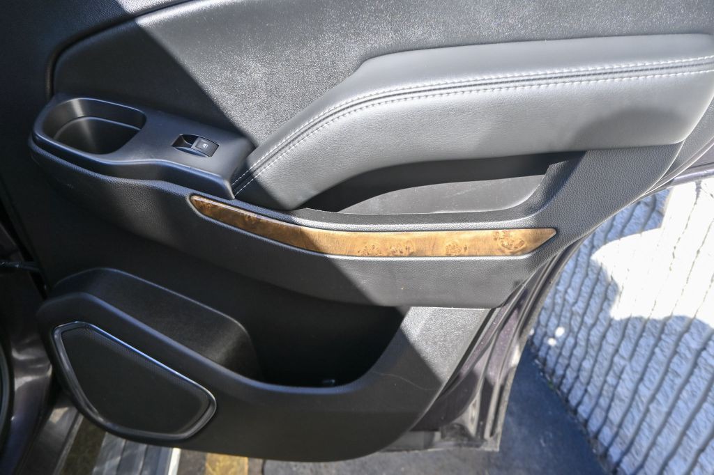 2016 GMC Yukon Image 12