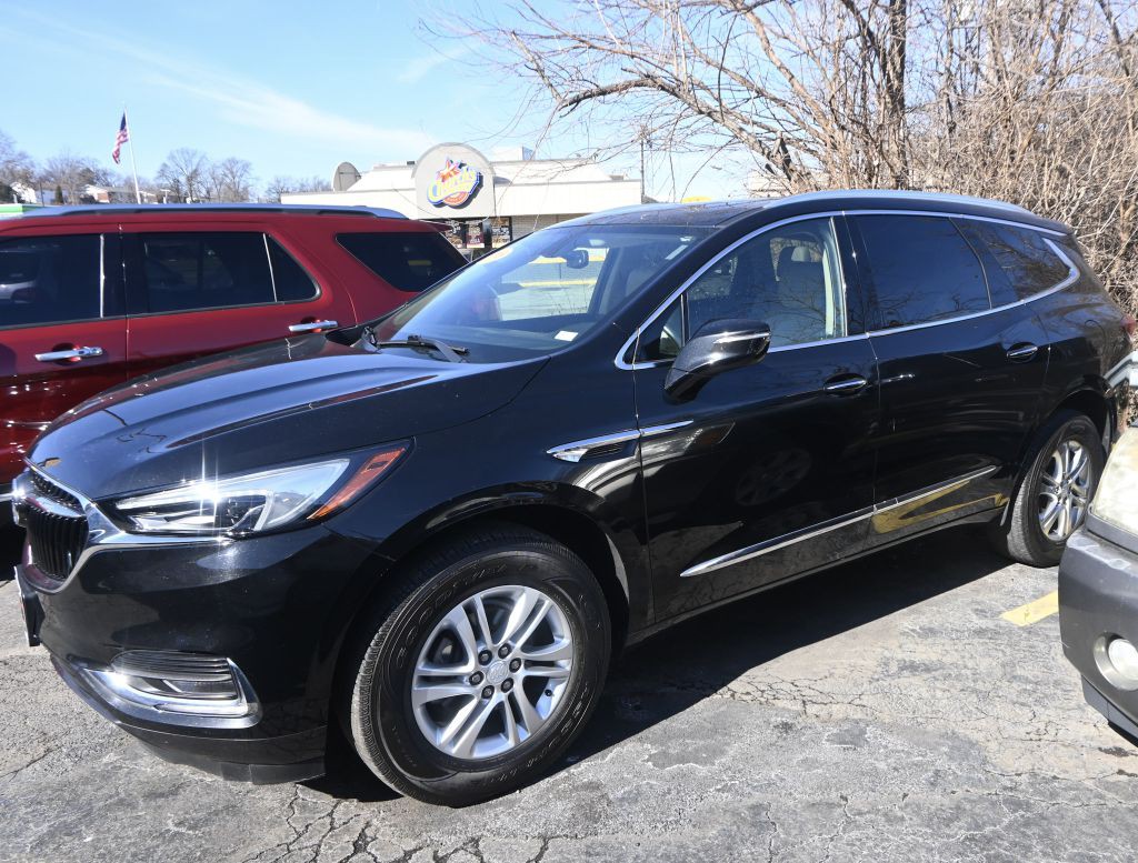 2018 Buick Enclave Image 3