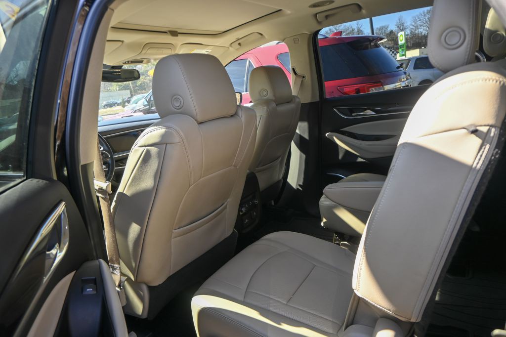 2018 Buick Enclave Image 10