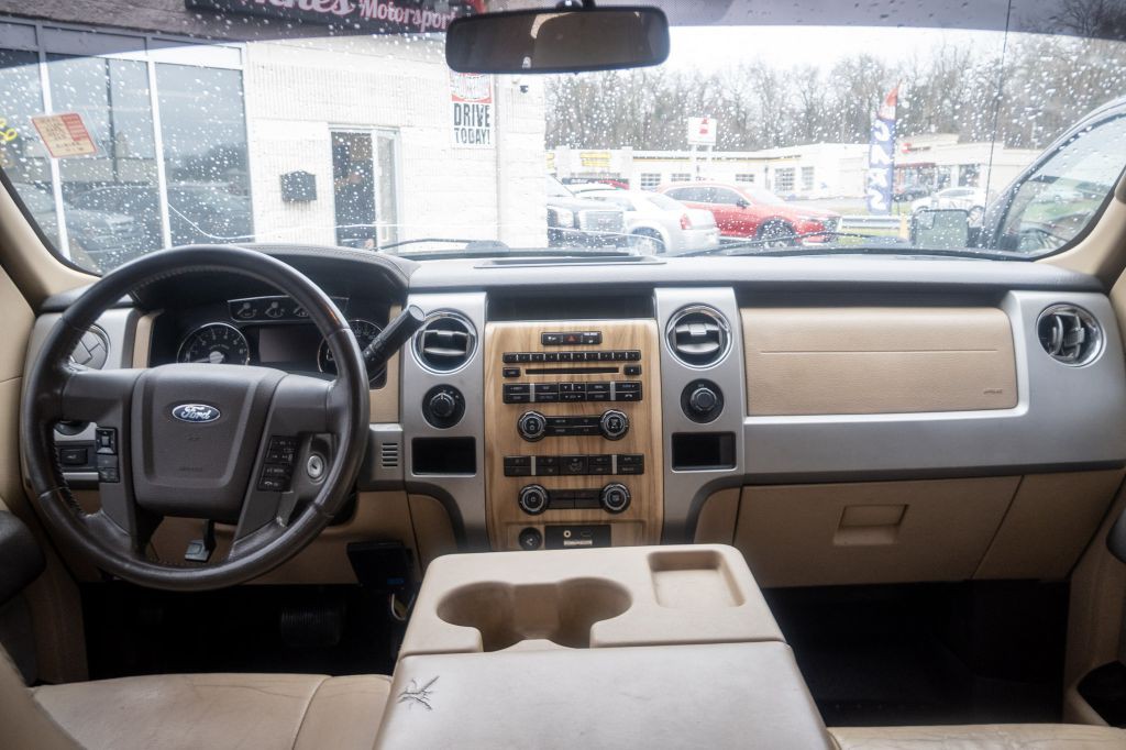 2011 Ford F-150 Image 9