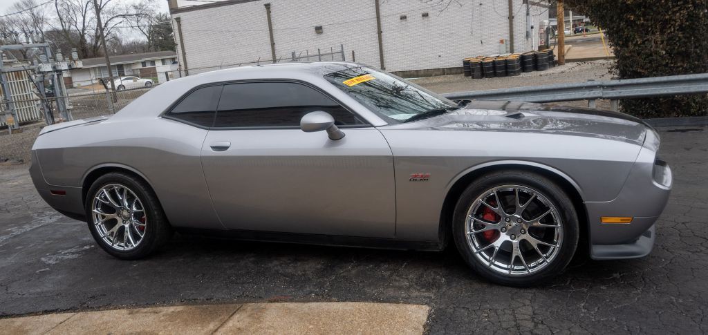 2013 Dodge Challenger Image 8