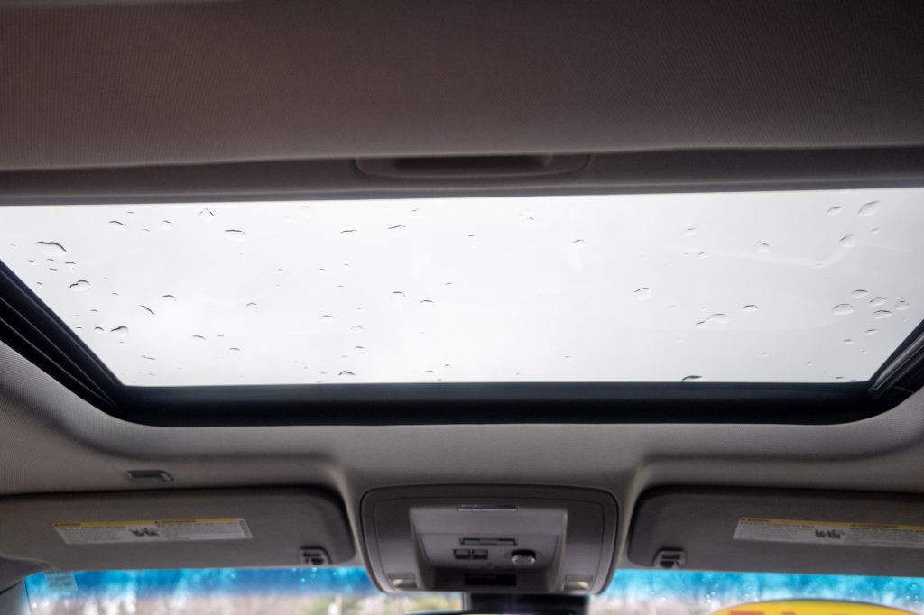 2015 Chevrolet Suburban Image 10