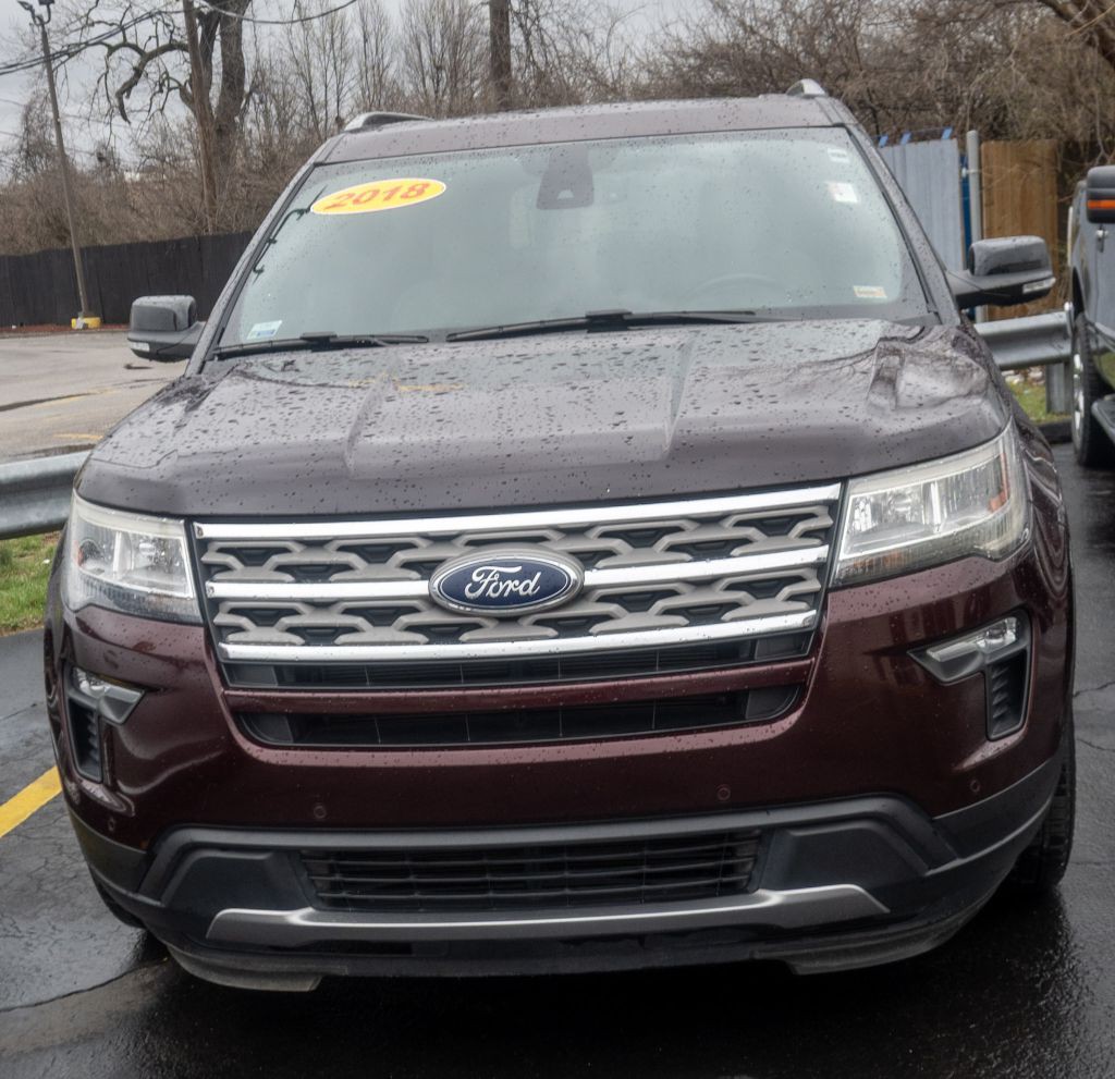 2018 Ford Explorer Image 2