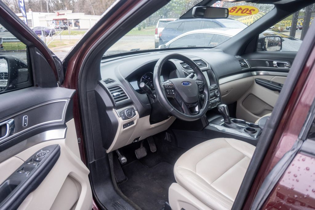 2018 Ford Explorer Image 11