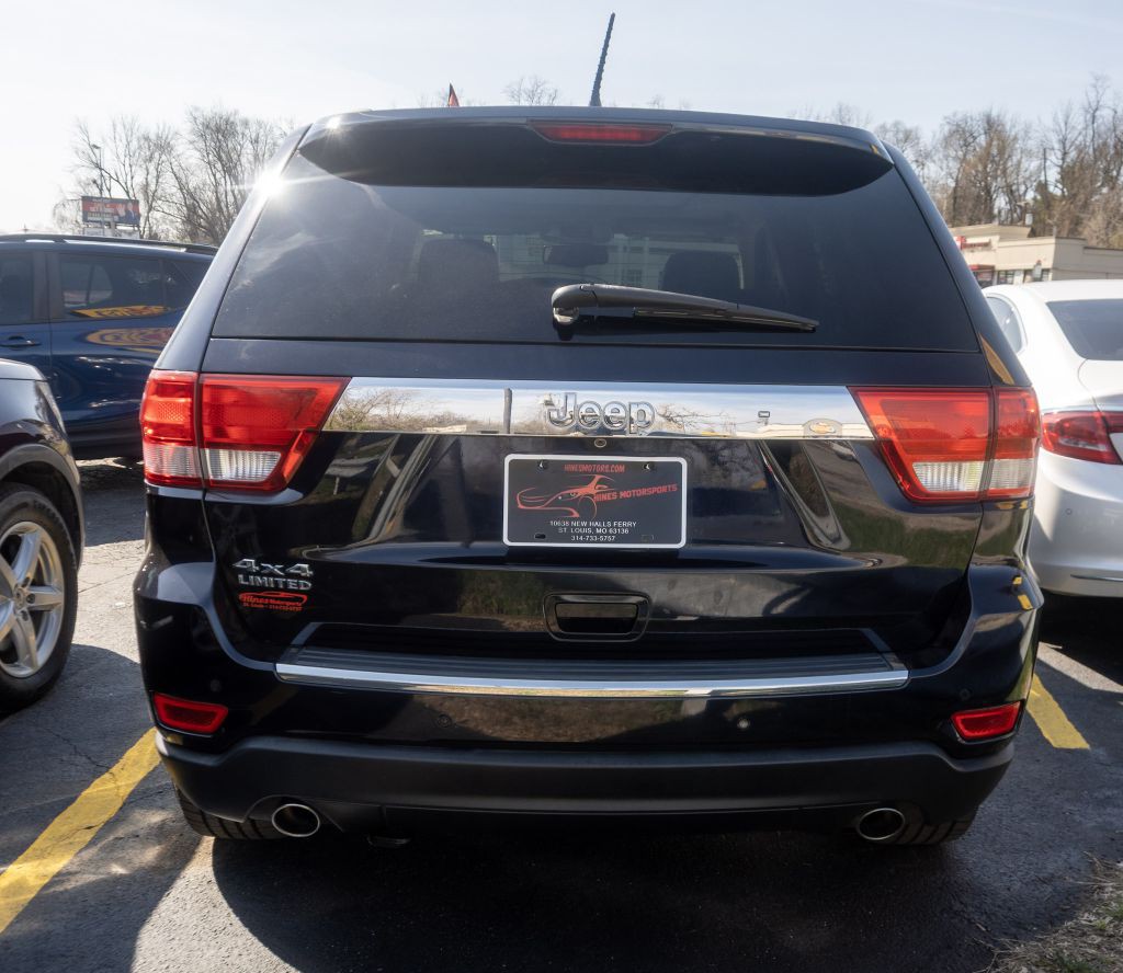 2011 Jeep Grand Cherokee Image 6