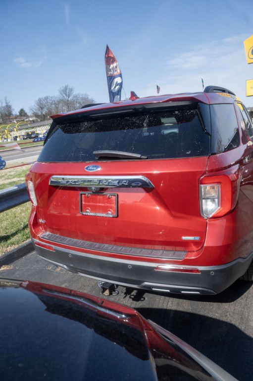 2020 Ford Explorer Image 7