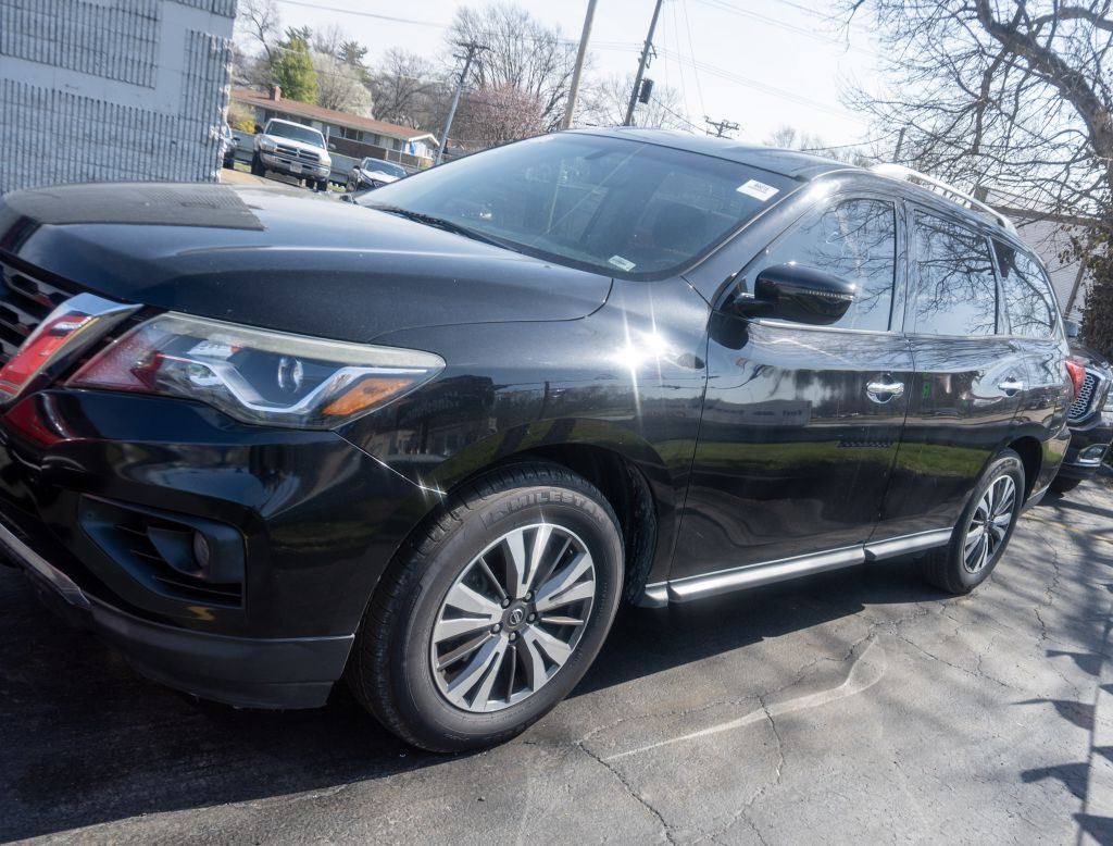 2018 Nissan Pathfinder Image 6