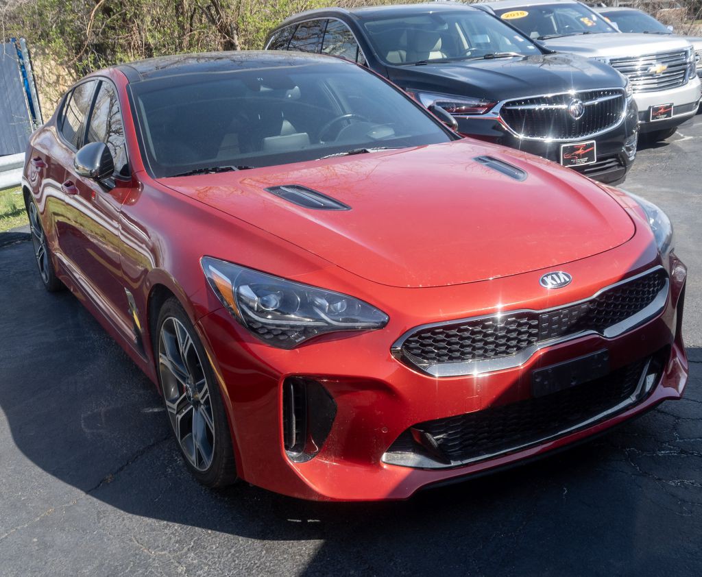 2018 Kia Stinger Image 1
