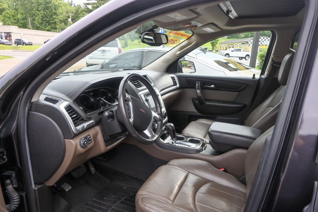 2016 GMC Acadia Image 12