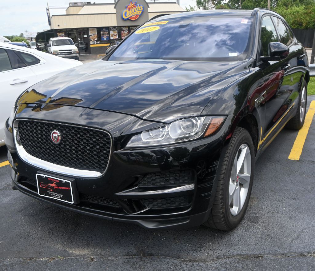 2017 Jaguar F-PACE Image 3