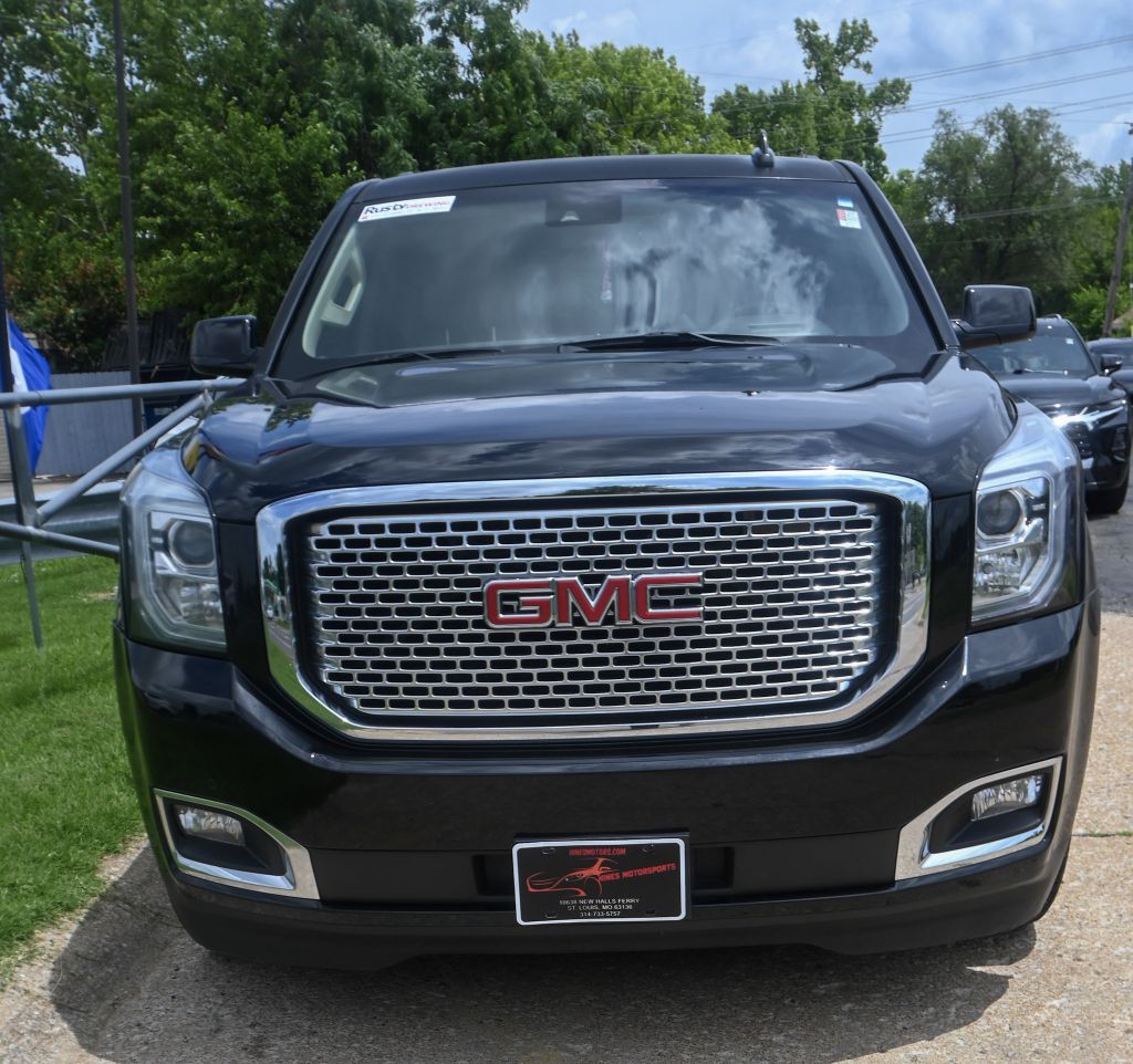 2016 GMC Yukon Image 2