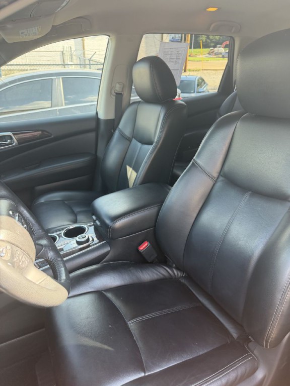 2016 Nissan Pathfinder Image 5