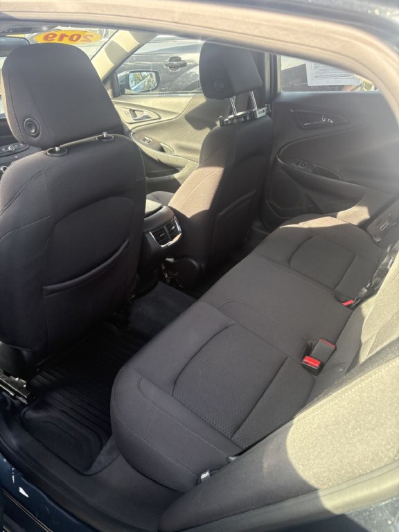 2019 Chevrolet Malibu Image 5