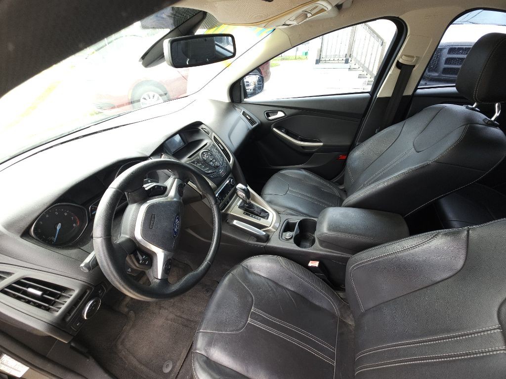 2012 Ford Focus Image 7