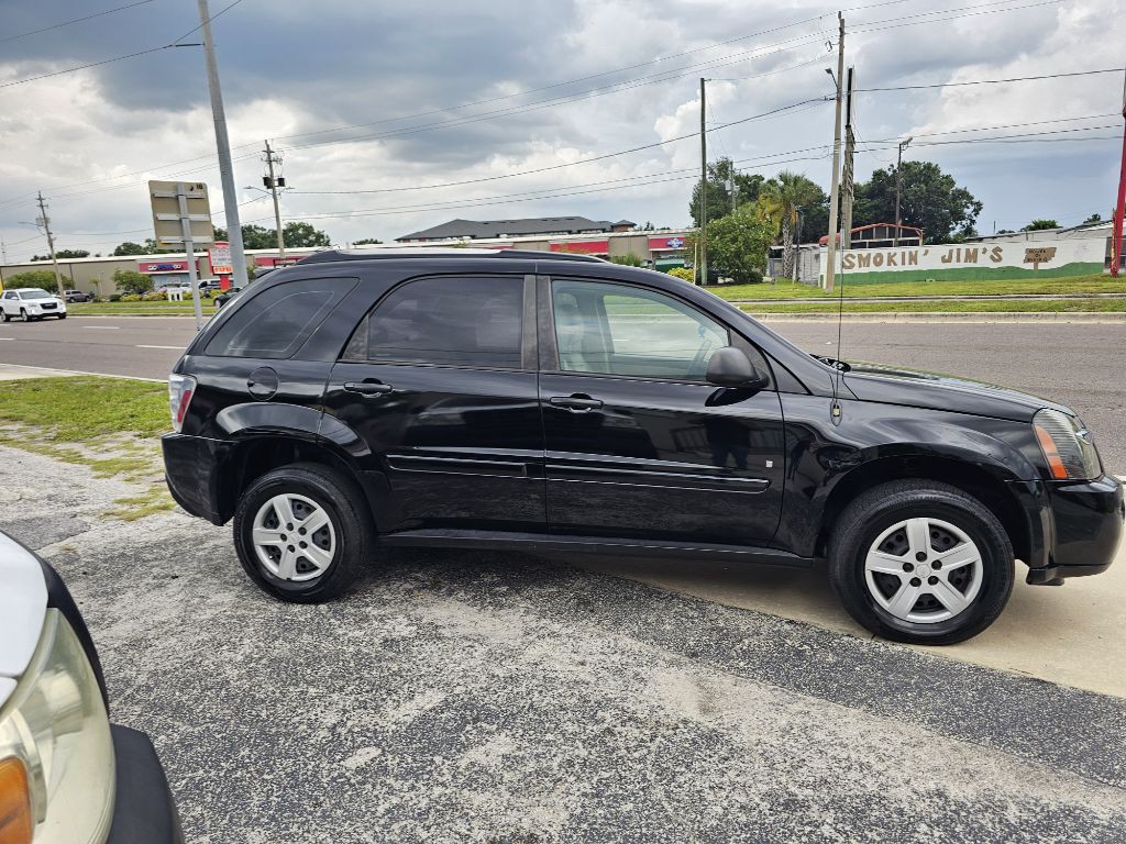 2006 Chevrolet Equinox Image 2