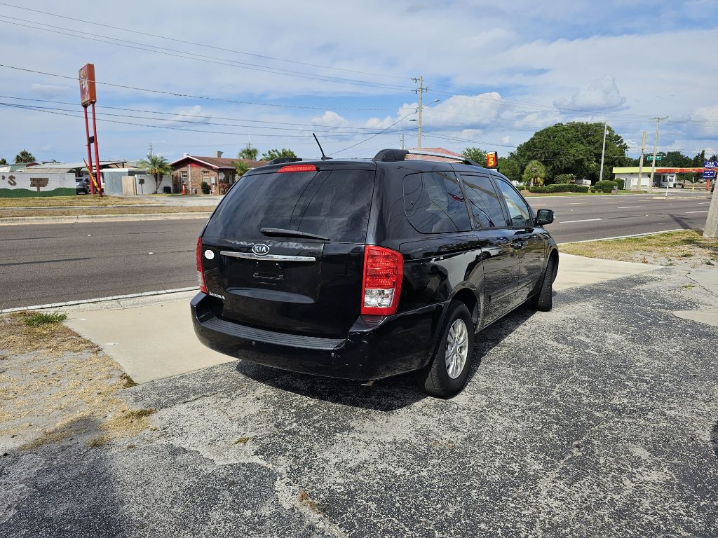2012 Kia Sedona Image 3