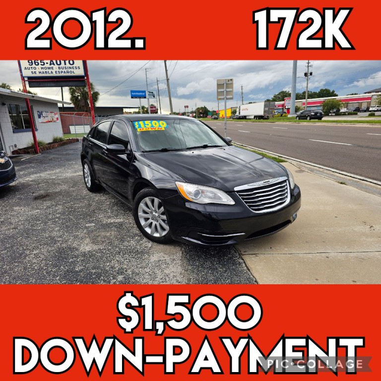 2012 Chrysler 200 Image 1