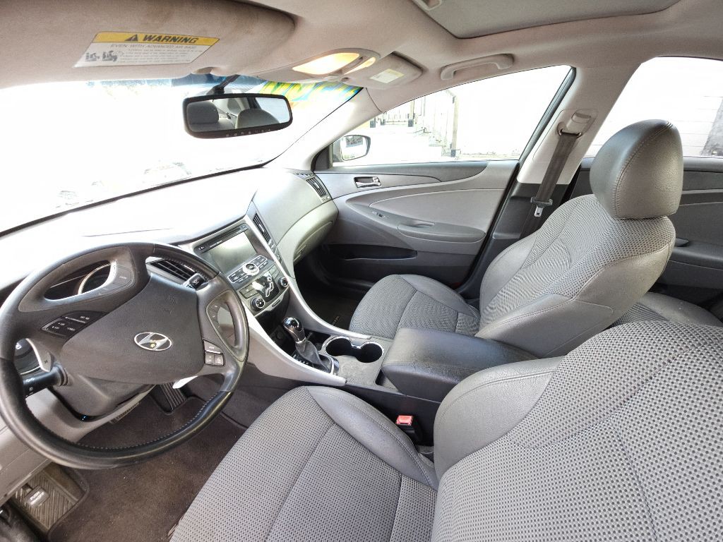2011 Hyundai Sonata Image 7