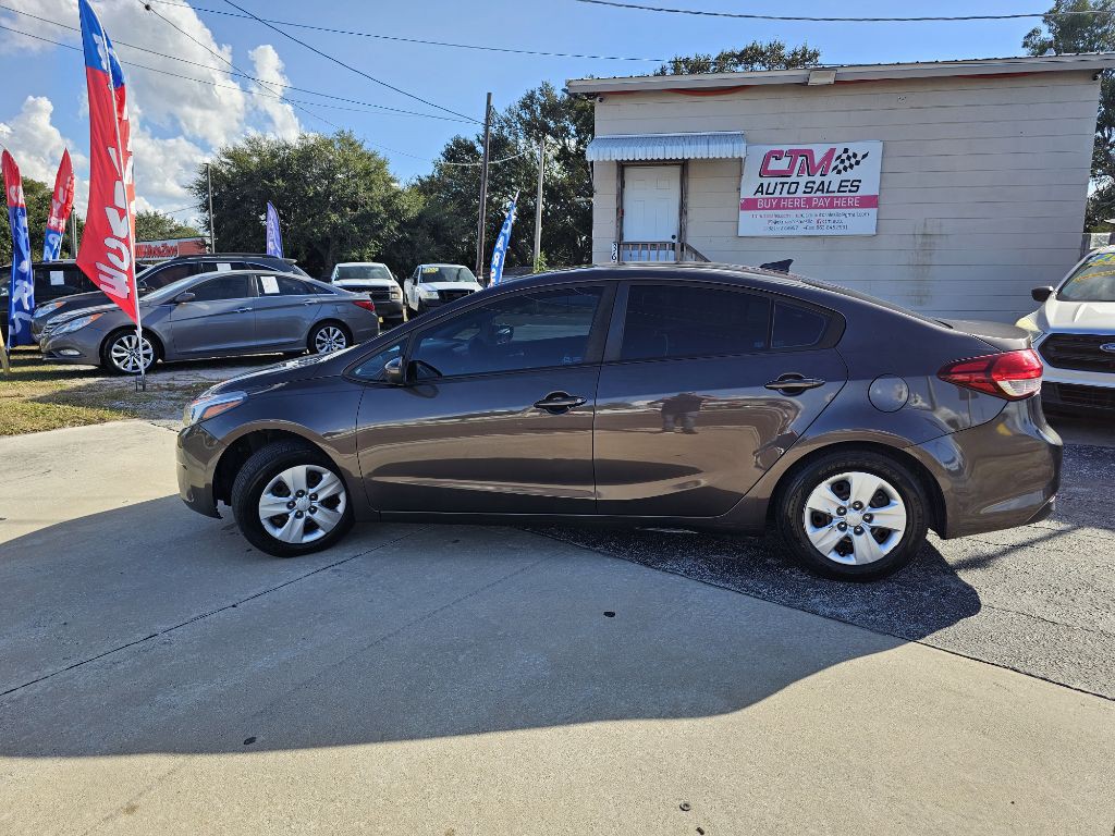 2018 Kia Forte Image 5