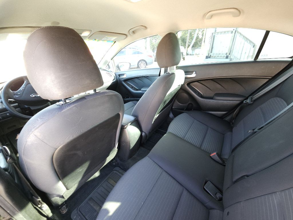 2018 Kia Forte Image 8