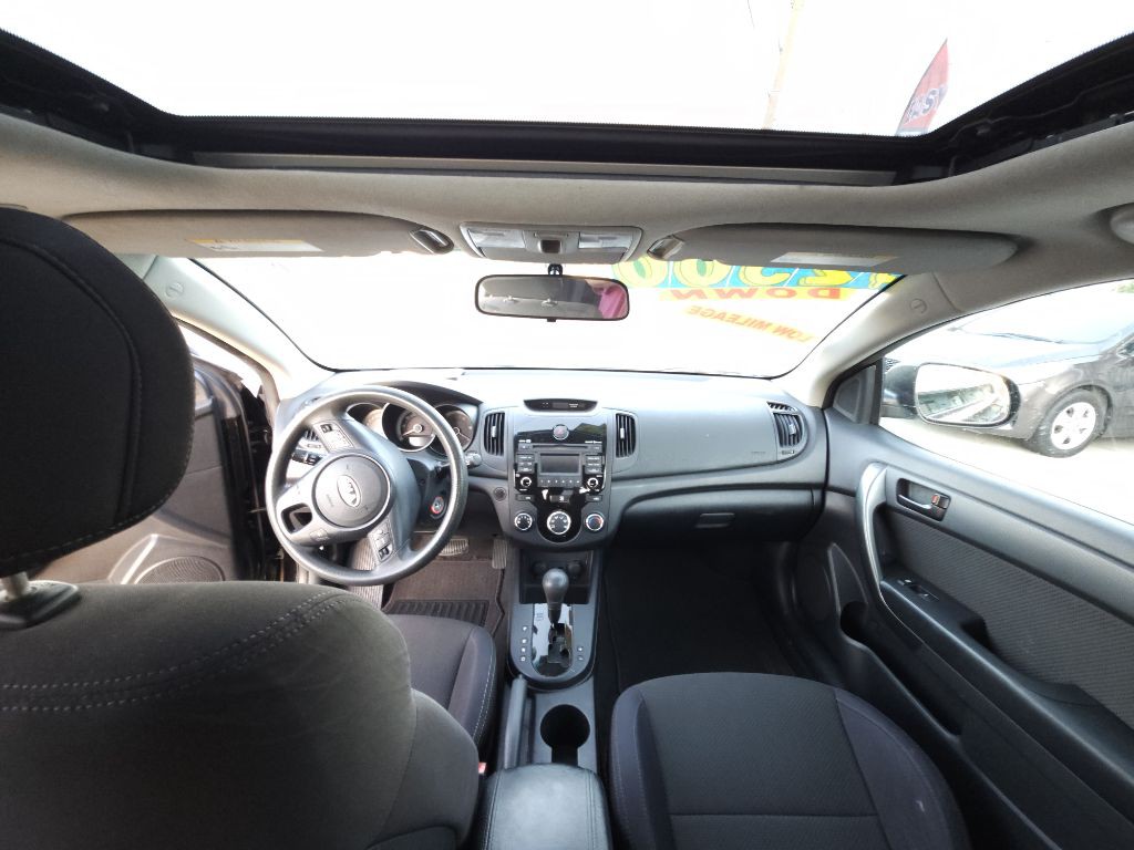2010 Kia Forte Image 9