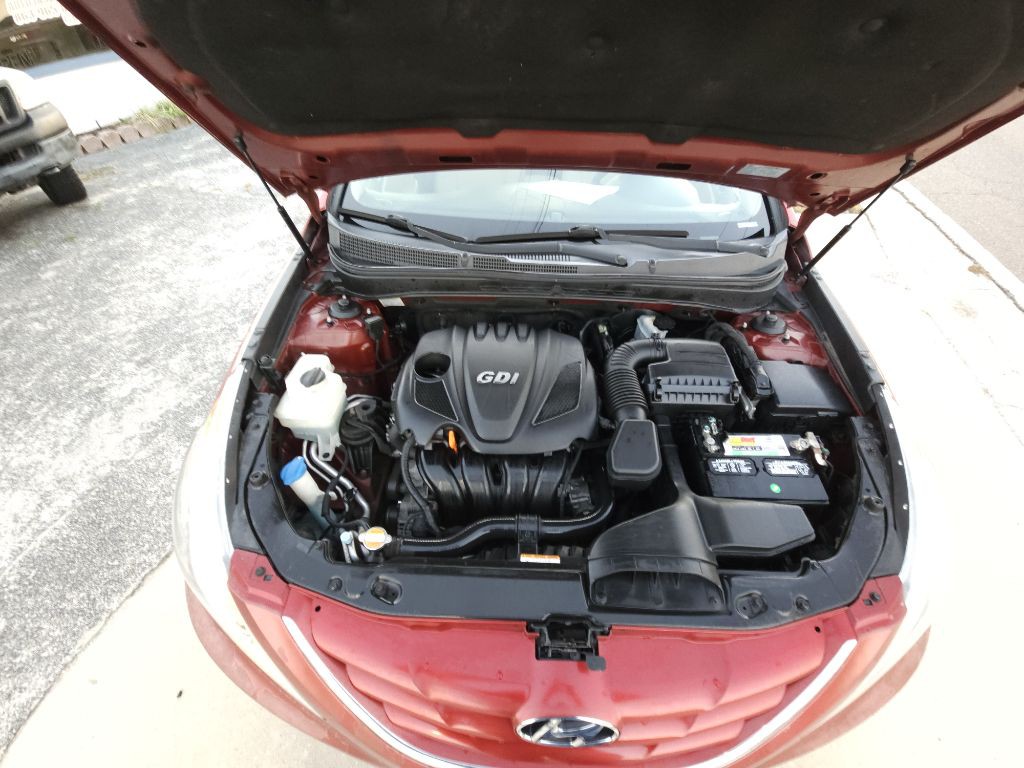 2011 Hyundai Sonata Image 10