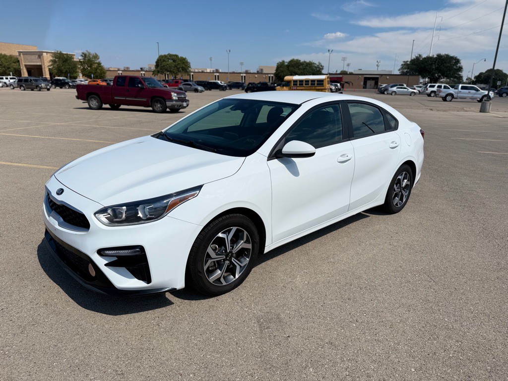 2021 Kia Forte Image 1