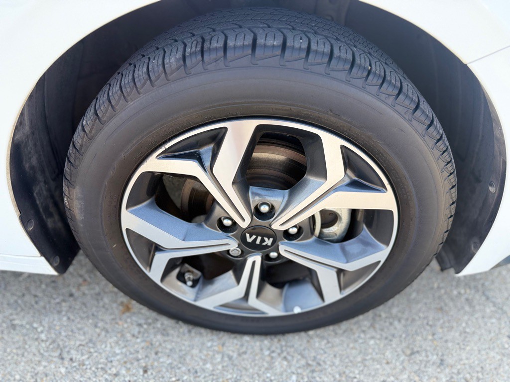 2021 Kia Forte Image 6