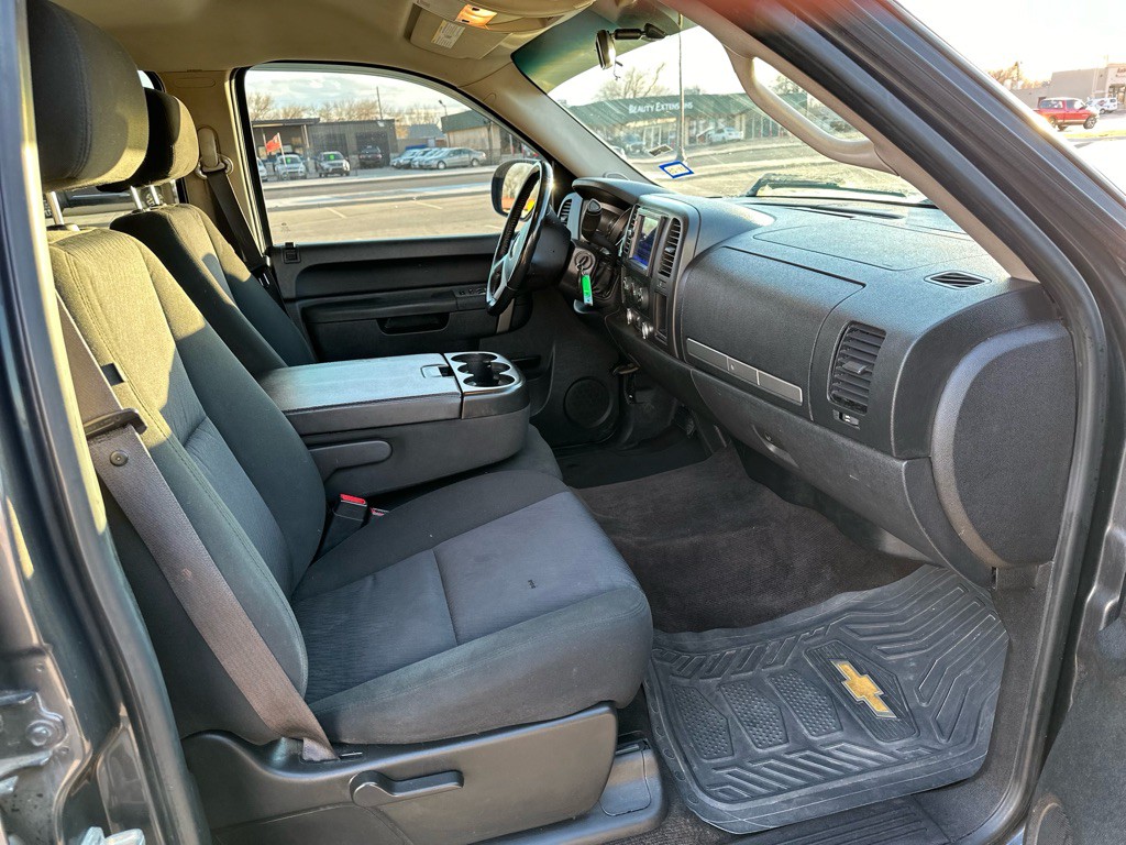 2011 Chevrolet Silverado 1500 Image 6
