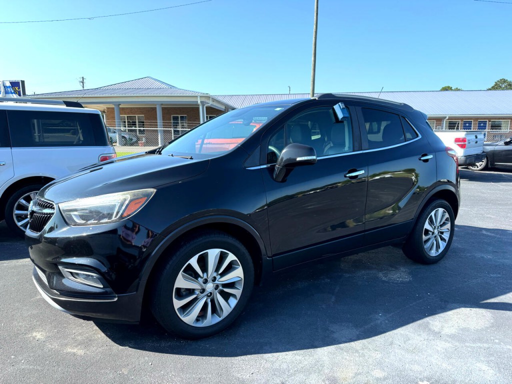 2017 Buick Enclave Image 1